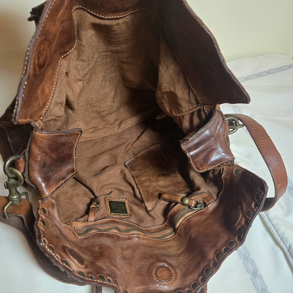 Campomaggi Distressed Brown Leather Shoulder Bag - Picture 2 of 9